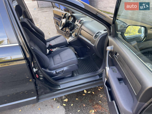 Хонда СРВ 2011 в Киеве на Automoto.ua Черный Хонда СРВ, объемом двигателя 2 л и пробегом 198 тыс. км за 11200 $, фото 11 на Automoto.ua