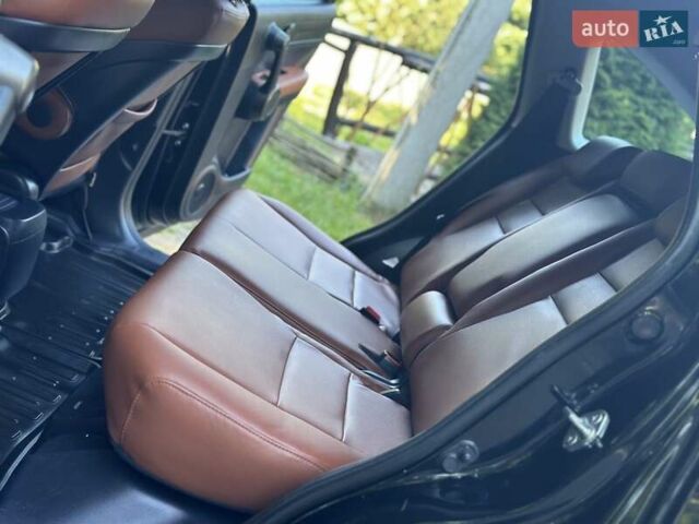 Черный Хонда СРВ, объемом двигателя 2.2 л и пробегом 197 тыс. км за 12800 $, фото 66 на Automoto.ua