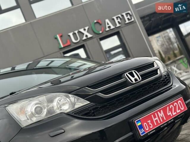 Чорний Хонда СРВ, об'ємом двигуна 2 л та пробігом 181 тис. км за 13777 $, фото 4 на Automoto.ua