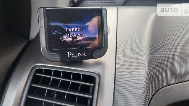 Черный Хонда СРВ, объемом двигателя 2.2 л и пробегом 255 тыс. км за 12999 $, фото 8 на Automoto.ua