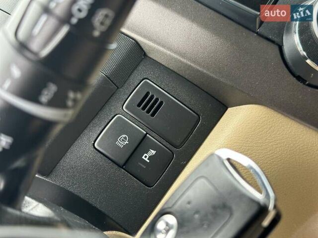 Чорний Хонда СРВ, об'ємом двигуна 2 л та пробігом 181 тис. км за 13777 $, фото 89 на Automoto.ua