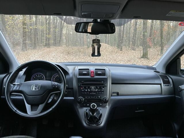 Черный Хонда СРВ, объемом двигателя 2 л и пробегом 220 тыс. км за 12600 $, фото 8 на Automoto.ua