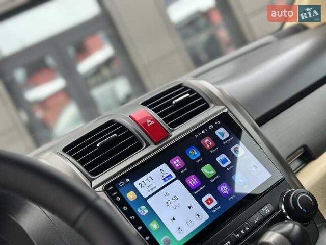 Чорний Хонда СРВ, об'ємом двигуна 2 л та пробігом 181 тис. км за 13777 $, фото 88 на Automoto.ua