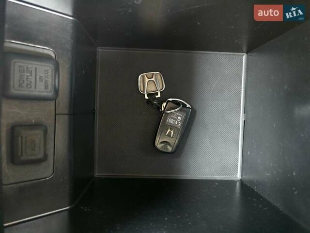 Чорний Хонда СРВ, об'ємом двигуна 2.2 л та пробігом 211 тис. км за 12850 $, фото 71 на Automoto.ua