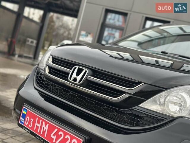 Чорний Хонда СРВ, об'ємом двигуна 2 л та пробігом 181 тис. км за 13777 $, фото 28 на Automoto.ua