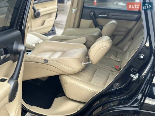 Чорний Хонда СРВ, об'ємом двигуна 2 л та пробігом 181 тис. км за 13777 $, фото 57 на Automoto.ua