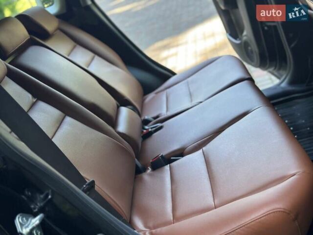 Черный Хонда СРВ, объемом двигателя 2.2 л и пробегом 197 тыс. км за 12800 $, фото 70 на Automoto.ua
