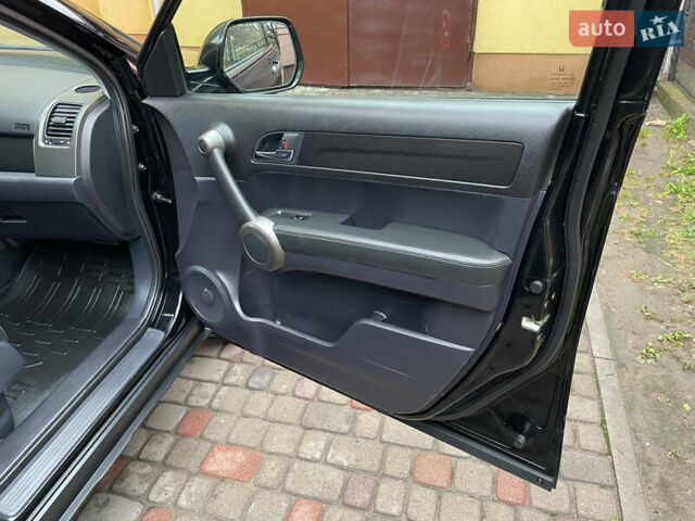 Черный Хонда СРВ, объемом двигателя 2.2 л и пробегом 248 тыс. км за 12700 $, фото 32 на Automoto.ua