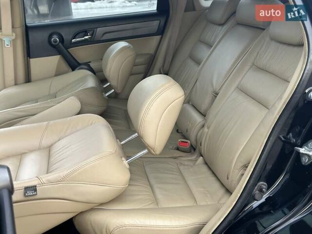 Чорний Хонда СРВ, об'ємом двигуна 2 л та пробігом 181 тис. км за 13777 $, фото 62 на Automoto.ua