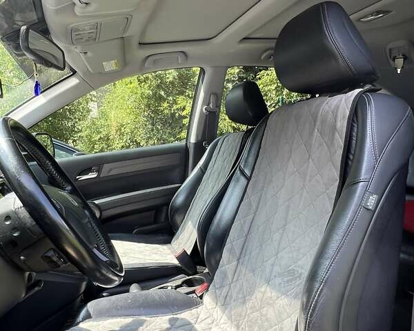 Черный Хонда СРВ, объемом двигателя 2.2 л и пробегом 249 тыс. км за 13400 $, фото 8 на Automoto.ua