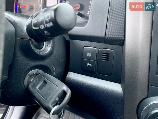 Черный Хонда СРВ, объемом двигателя 2.4 л и пробегом 202 тыс. км за 13700 $, фото 49 на Automoto.ua