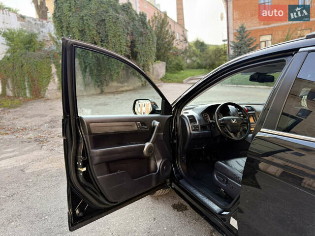 Черный Хонда СРВ, объемом двигателя 2.2 л и пробегом 238 тыс. км за 14699 $, фото 61 на Automoto.ua