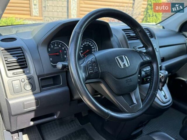Черный Хонда СРВ, объемом двигателя 2 л и пробегом 225 тыс. км за 13400 $, фото 55 на Automoto.ua