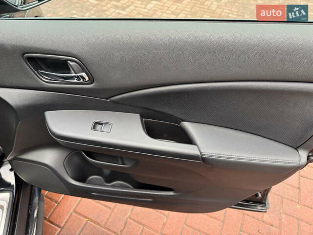 Черный Хонда СРВ, объемом двигателя 2.2 л и пробегом 182 тыс. км за 17200 $, фото 31 на Automoto.ua