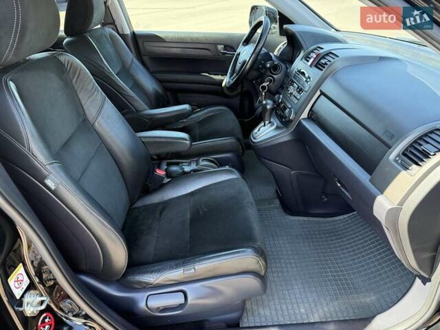 Черный Хонда СРВ, объемом двигателя 2 л и пробегом 225 тыс. км за 13400 $, фото 60 на Automoto.ua