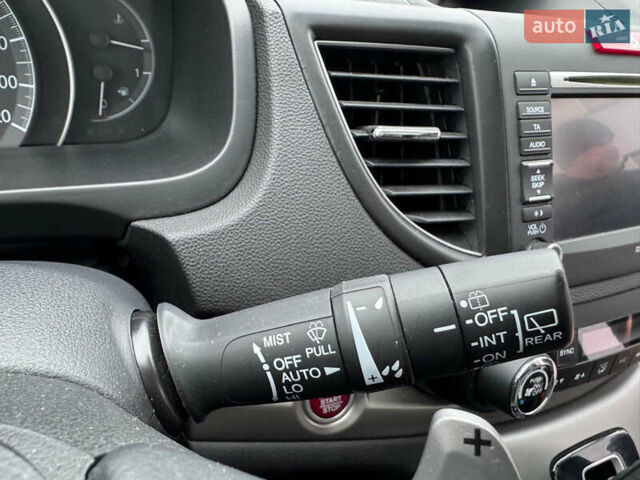 Черный Хонда СРВ, объемом двигателя 2.2 л и пробегом 182 тыс. км за 17200 $, фото 17 на Automoto.ua