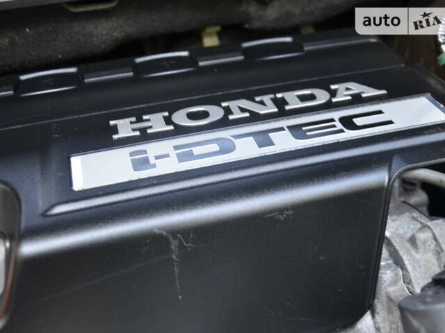 Черный Хонда СРВ, объемом двигателя 2.2 л и пробегом 170 тыс. км за 13150 $, фото 66 на Automoto.ua