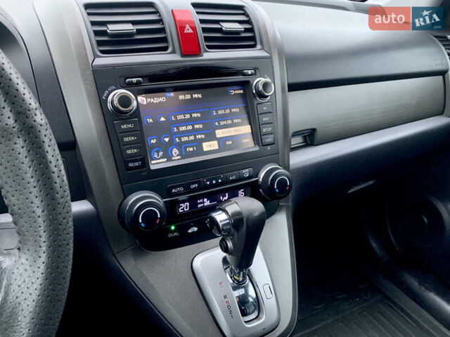 Черный Хонда СРВ, объемом двигателя 2.4 л и пробегом 202 тыс. км за 13700 $, фото 46 на Automoto.ua