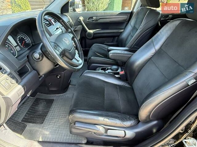 Черный Хонда СРВ, объемом двигателя 2 л и пробегом 225 тыс. км за 13400 $, фото 47 на Automoto.ua