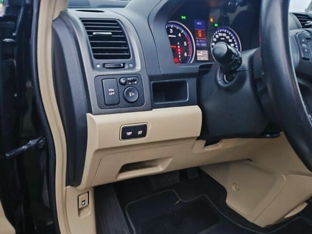 Чорний Хонда СРВ, об'ємом двигуна 2.2 л та пробігом 176 тис. км за 7500 $, фото 17 на Automoto.ua