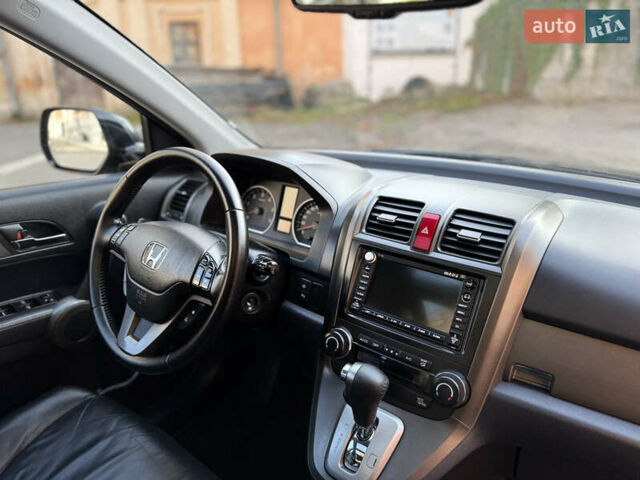 Черный Хонда СРВ, объемом двигателя 2.2 л и пробегом 238 тыс. км за 14699 $, фото 64 на Automoto.ua
