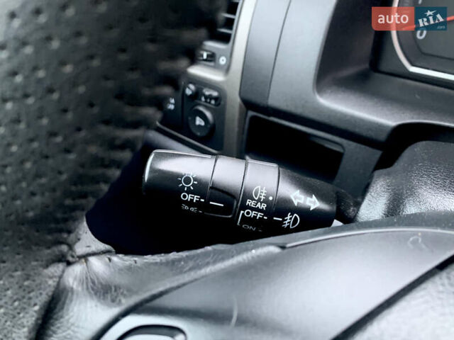 Черный Хонда СРВ, объемом двигателя 2.4 л и пробегом 202 тыс. км за 13700 $, фото 56 на Automoto.ua