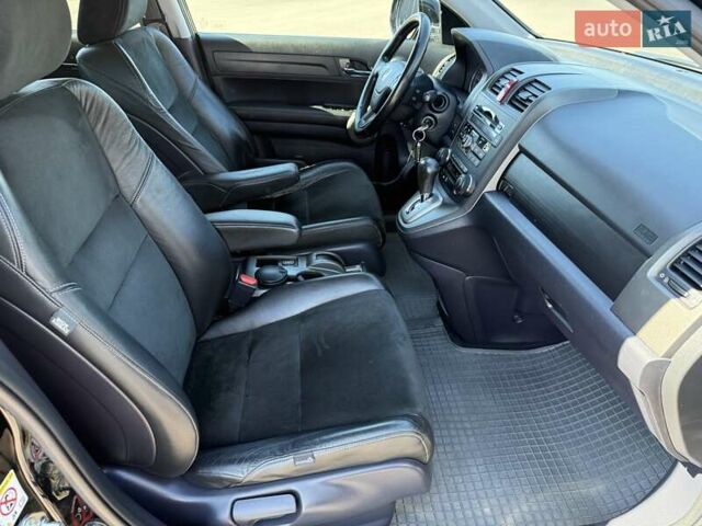 Черный Хонда СРВ, объемом двигателя 2 л и пробегом 225 тыс. км за 13400 $, фото 61 на Automoto.ua