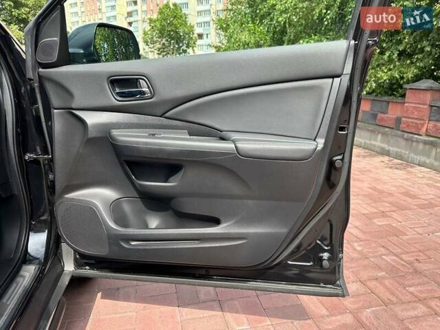 Черный Хонда СРВ, объемом двигателя 2.2 л и пробегом 181 тыс. км за 18100 $, фото 51 на Automoto.ua