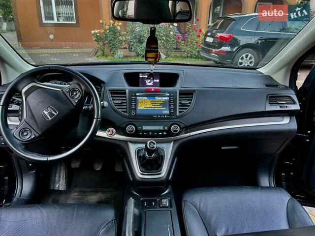 Черный Хонда СРВ, объемом двигателя 2.2 л и пробегом 170 тыс. км за 15700 $, фото 5 на Automoto.ua