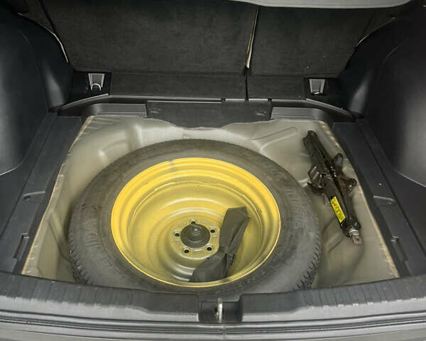 Черный Хонда СРВ, объемом двигателя 2.2 л и пробегом 225 тыс. км за 18000 $, фото 24 на Automoto.ua