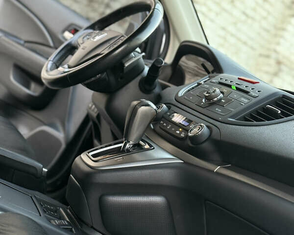 Чорний Хонда СРВ, об'ємом двигуна 2.2 л та пробігом 265 тис. км за 18850 $, фото 41 на Automoto.ua