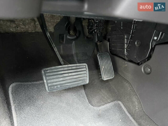 Черный Хонда СРВ, объемом двигателя 2.4 л и пробегом 158 тыс. км за 16000 $, фото 23 на Automoto.ua