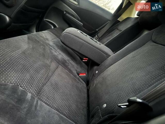 Черный Хонда СРВ, объемом двигателя 2.35 л и пробегом 219 тыс. км за 13560 $, фото 21 на Automoto.ua