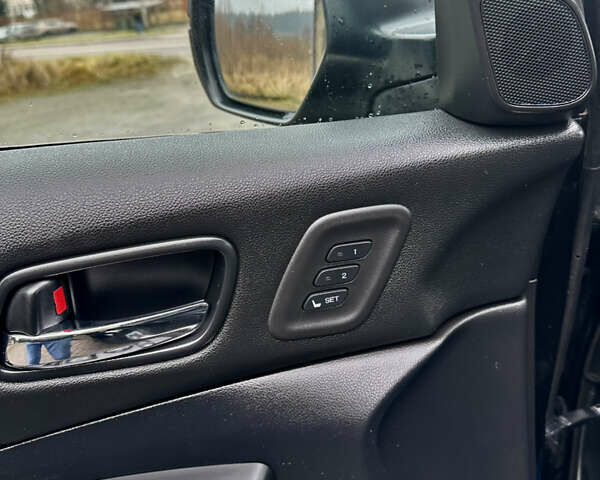 Черный Хонда СРВ, объемом двигателя 2.2 л и пробегом 207 тыс. км за 16485 $, фото 25 на Automoto.ua