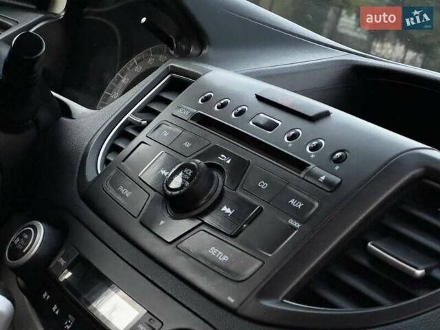 Черный Хонда СРВ, объемом двигателя 2.35 л и пробегом 219 тыс. км за 13560 $, фото 25 на Automoto.ua