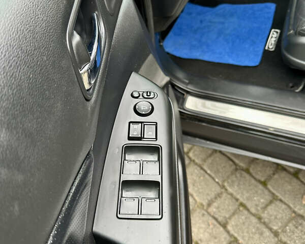 Черный Хонда СРВ, объемом двигателя 2.2 л и пробегом 207 тыс. км за 16485 $, фото 24 на Automoto.ua