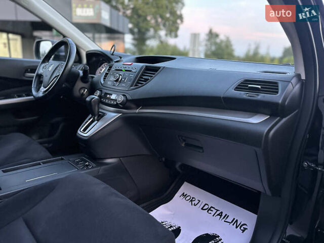 Черный Хонда СРВ, объемом двигателя 2.35 л и пробегом 142 тыс. км за 16999 $, фото 100 на Automoto.ua