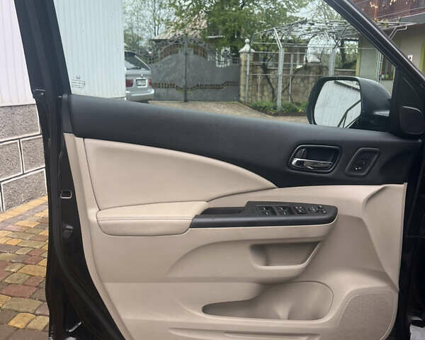 Черный Хонда СРВ, объемом двигателя 2.2 л и пробегом 225 тыс. км за 18000 $, фото 9 на Automoto.ua