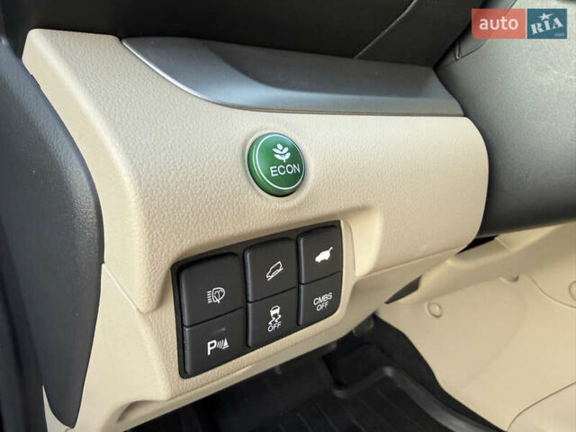 Черный Хонда СРВ, объемом двигателя 2.2 л и пробегом 135 тыс. км за 20500 $, фото 29 на Automoto.ua