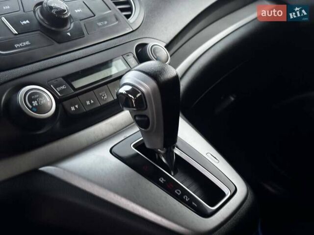 Черный Хонда СРВ, объемом двигателя 2.35 л и пробегом 219 тыс. км за 13560 $, фото 18 на Automoto.ua