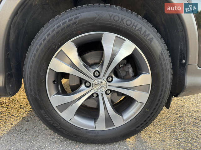 Черный Хонда СРВ, объемом двигателя 2.2 л и пробегом 135 тыс. км за 20500 $, фото 25 на Automoto.ua