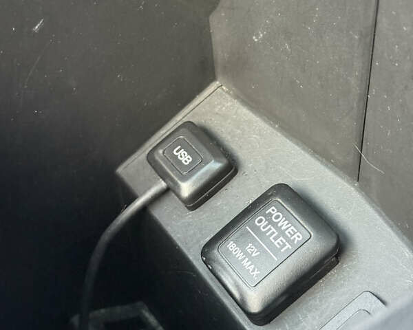 Черный Хонда СРВ, объемом двигателя 2.2 л и пробегом 265 тыс. км за 18999 $, фото 68 на Automoto.ua
