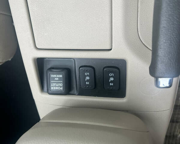 Черный Хонда СРВ, объемом двигателя 2.2 л и пробегом 225 тыс. км за 18000 $, фото 32 на Automoto.ua