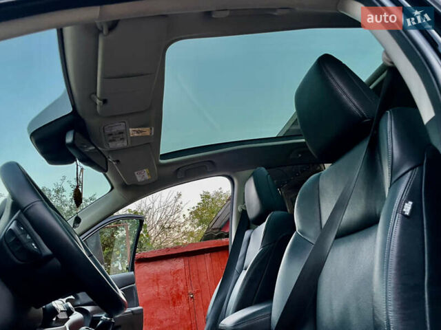 Черный Хонда СРВ, объемом двигателя 2.2 л и пробегом 170 тыс. км за 15700 $, фото 4 на Automoto.ua