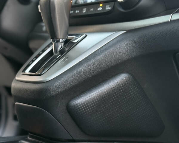 Черный Хонда СРВ, объемом двигателя 2.2 л и пробегом 265 тыс. км за 18990 $, фото 64 на Automoto.ua