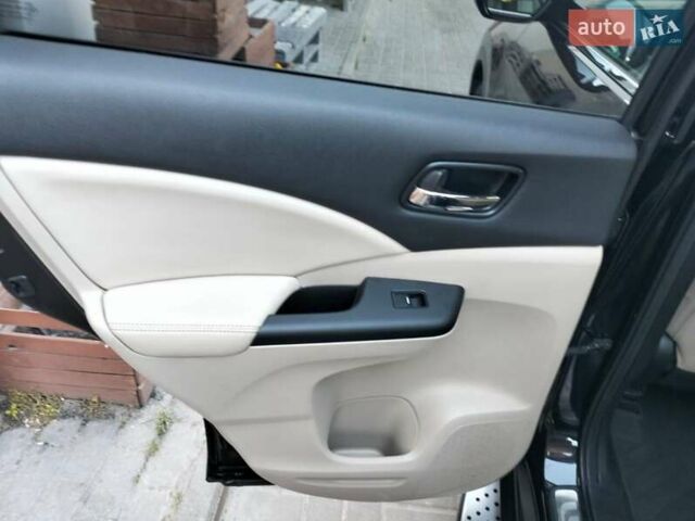 Хонда СРВ 2014 в Тернополе на Automoto.ua Черный Хонда СРВ, объемом двигателя 2.2 л и пробегом 255 тыс. км за 18850 $, фото 34 на Automoto.ua