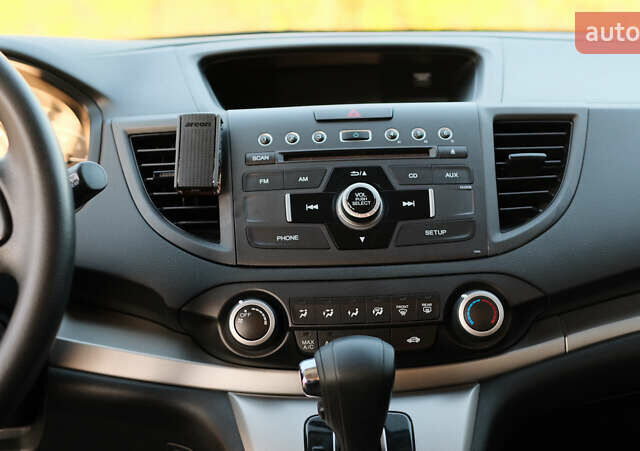 Черный Хонда СРВ, объемом двигателя 2.35 л и пробегом 160 тыс. км за 13900 $, фото 15 на Automoto.ua