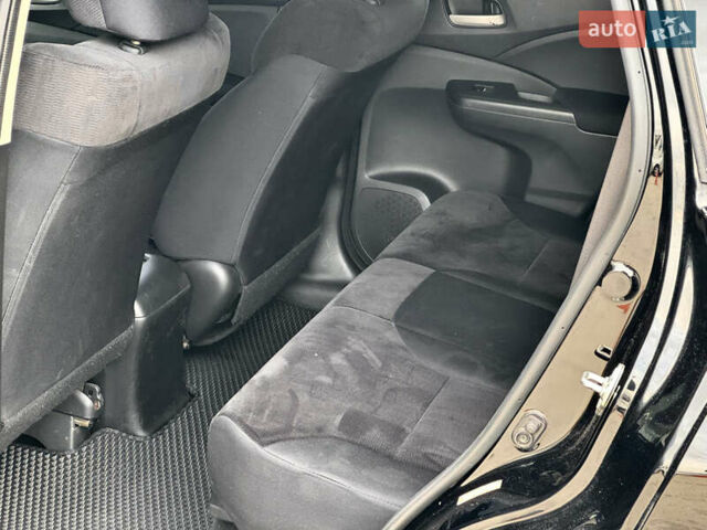 Хонда СРВ 2014 в Киеве на Automoto.ua Черный Хонда СРВ, объемом двигателя 2.4 л и пробегом 211 тыс. км за 14950 $, фото 22 на Automoto.ua