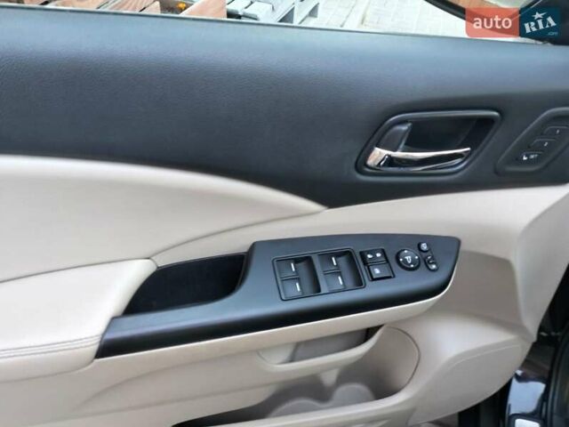 Хонда СРВ 2014 в Тернополе на Automoto.ua Черный Хонда СРВ, объемом двигателя 2.2 л и пробегом 255 тыс. км за 18850 $, фото 24 на Automoto.ua