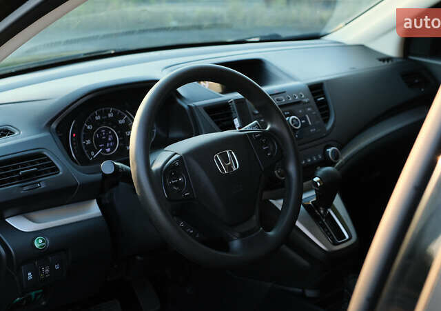 Черный Хонда СРВ, объемом двигателя 2.35 л и пробегом 160 тыс. км за 13900 $, фото 18 на Automoto.ua